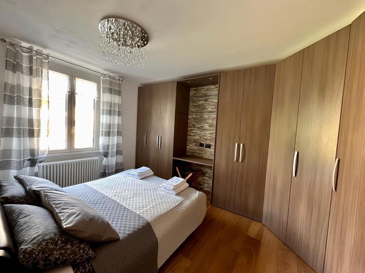 Residenza Basilica Apartment Tirano Ngoại thất bức ảnh